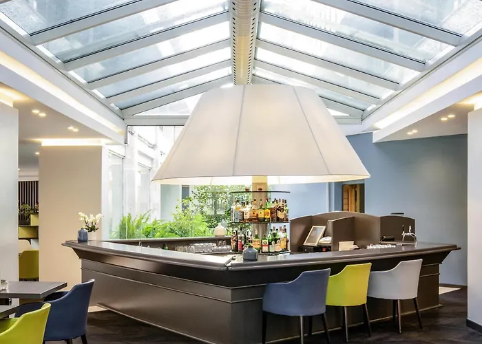 Mercure West